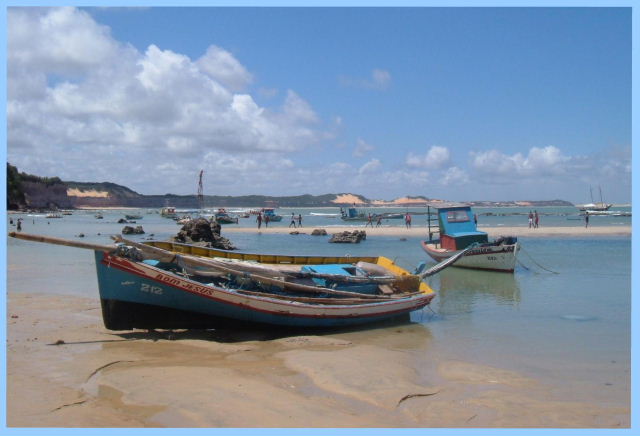 Serena, Pipa - Tradicionais barcos de pesca da Praia da Pipa